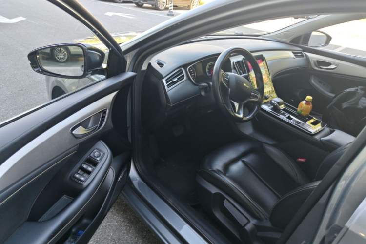 Used Roewe i6 MAX New Energy 2020 1.5T PHEV Sporty Cool Edition Driver Seat