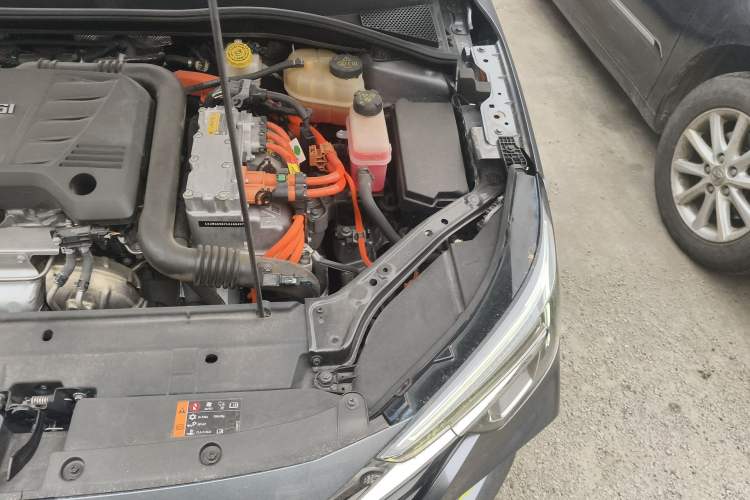 Used Roewe i6 MAX New Energy 2020 1.5T PHEV Cool & Stylish Skyroof Edition Engine Bay Left