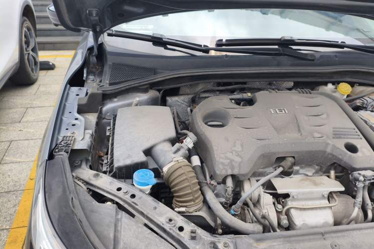 Used Roewe i6 MAX New Energy 2020 1.5T PHEV Sporty Cool Edition Engine Bay Right
