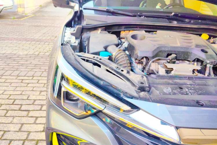 Used Roewe i6 MAX New Energy 2020 1.5T PHEV Cool & Stylish Skyroof Edition Engine Bay Right