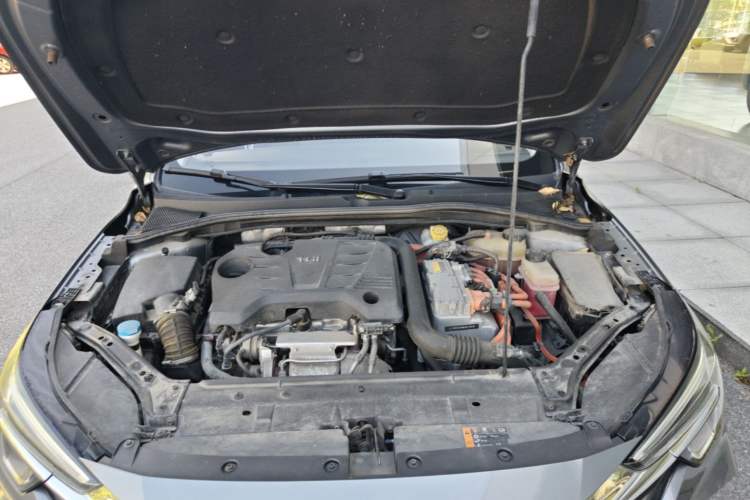 Used Roewe i6 MAX New Energy 2020 1.5T PHEV Sporty Cool Edition Engine Bay