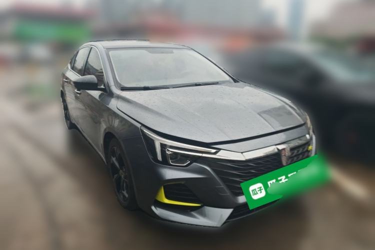 Used Roewe i6 MAX New Energy 2020 1.5T PHEV Cool & Stylish Skyroof Edition Front Right 45 Deg