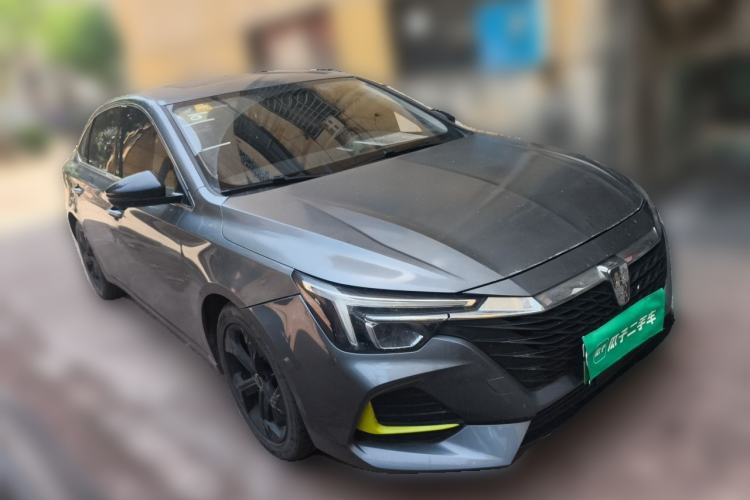 Used Roewe i6 MAX New Energy 2020 1.5T PHEV Sporty Cool Edition Front Right 45 Deg