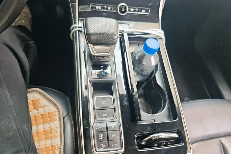Used Roewe i6 MAX New Energy 2020 1.5T PHEV Sporty Cool Edition Gear Lever