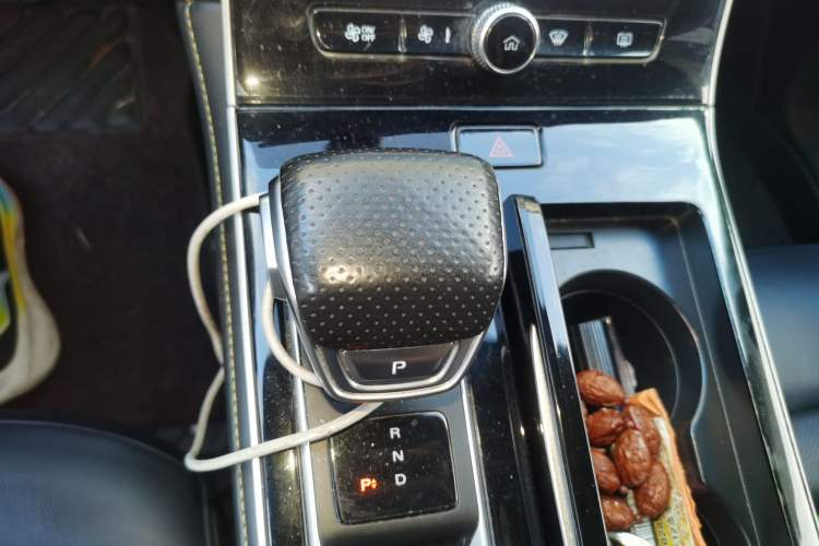 Used Roewe i6 MAX New Energy 2020 1.5T PHEV Sporty Cool Edition Gear Lever