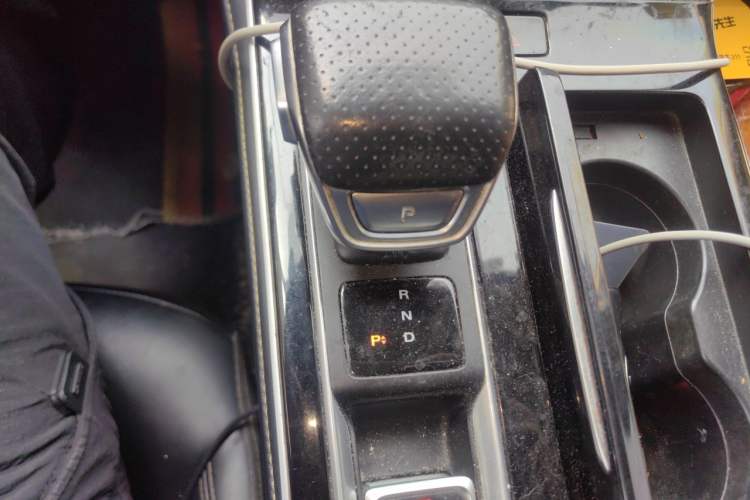 Used Roewe i6 MAX New Energy 2020 1.5T PHEV Sporty Cool Edition Gear Lever