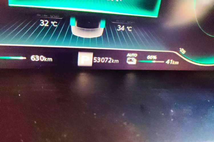 Used Roewe i6 MAX New Energy 2020 1.5T PHEV Cool & Stylish Skyroof Edition Odometer Close Up