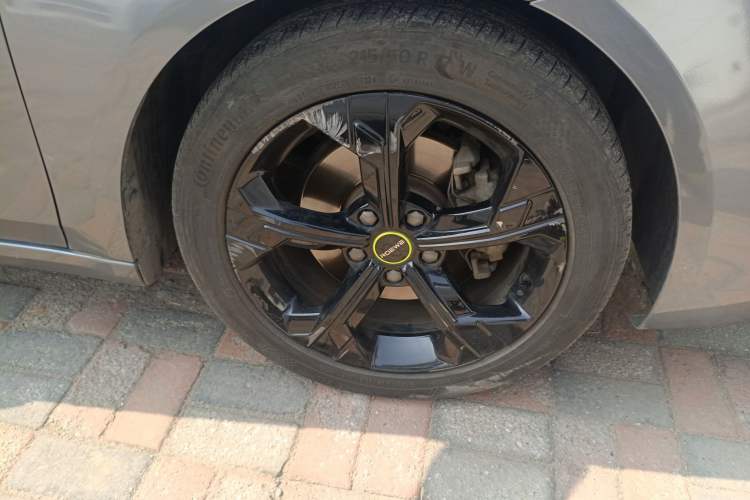 Used Roewe i6 MAX New Energy 2020 1.5T PHEV Sporty Cool Edition Right Front Wheel Hub