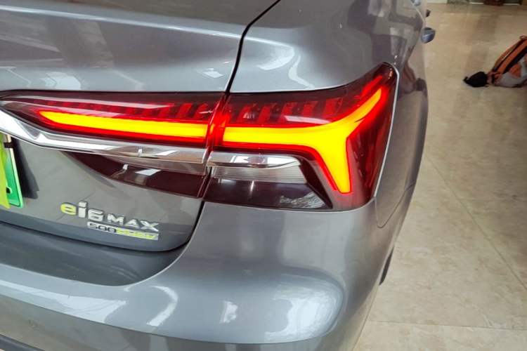 Used Roewe i6 MAX New Energy 2020 1.5T PHEV Sporty Cool Edition Right Rear Taillight