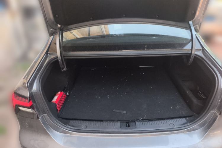 Used Roewe i6 MAX New Energy 2020 1.5T PHEV Sporty Cool Edition Trunk
