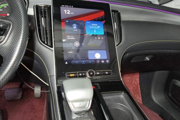 Used Roewe i6 MAX New Energy 2020 1.5T PHEV Sporty Cool Edition Audio And AC Panel