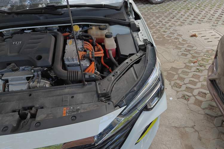 Used Roewe i6 MAX New Energy 2020 1.5T PHEV Sporty Cool Edition Engine Bay Left
