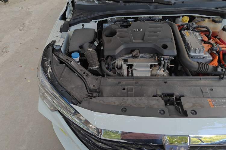 Used Roewe i6 MAX New Energy 2020 1.5T PHEV Sporty Cool Edition Engine Bay Right