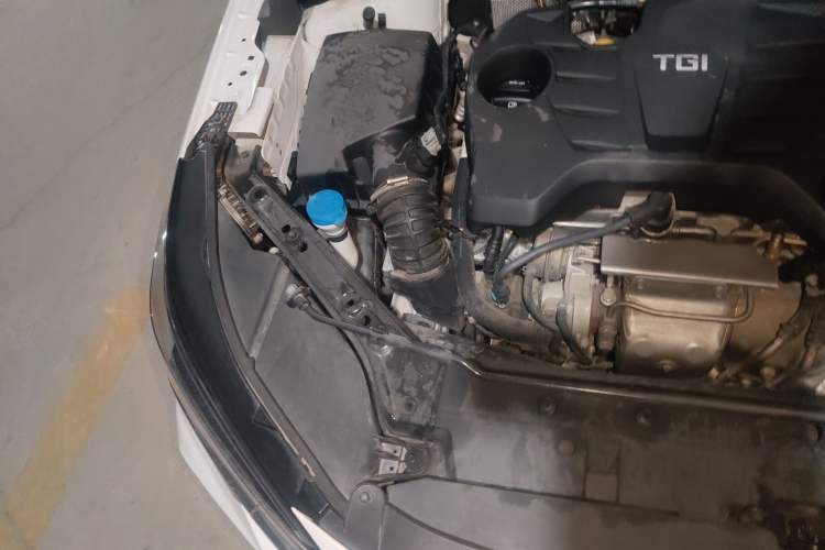 Used Roewe i6 MAX New Energy 2020 1.5T PHEV Sporty Cool Edition Engine Bay Right
