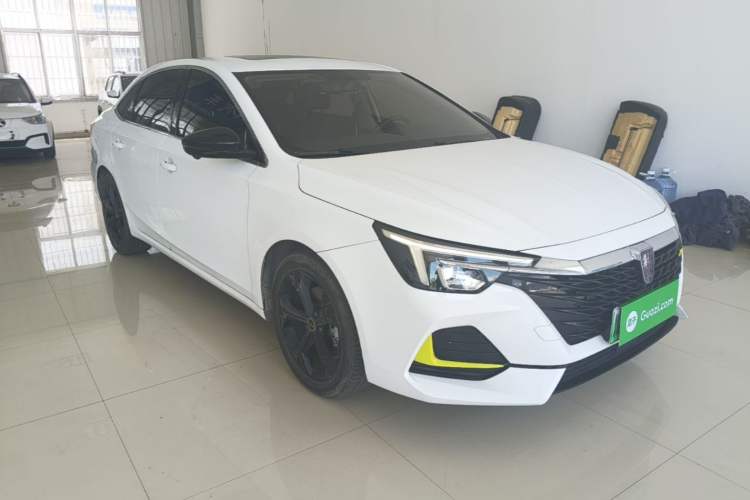 Used Roewe i6 MAX New Energy 2020 1.5T PHEV Sporty Cool Edition Front Right 45 Deg