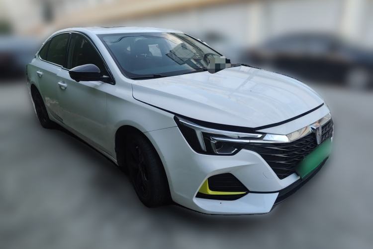 Used Roewe i6 MAX New Energy 2020 1.5T PHEV Sporty Cool Edition Front Right 45 Deg