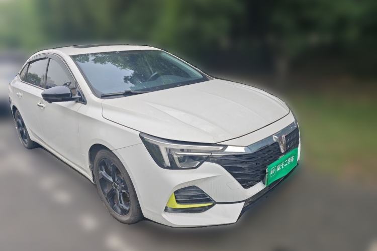 Used Roewe i6 MAX New Energy 2020 1.5T PHEV Sporty Cool Edition Front Right 45 Deg
