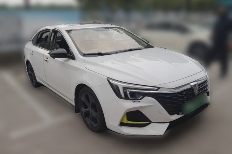 Used Roewe i6 MAX New Energy 2020 1.5T PHEV Sporty Cool Edition Front Right 45 Deg