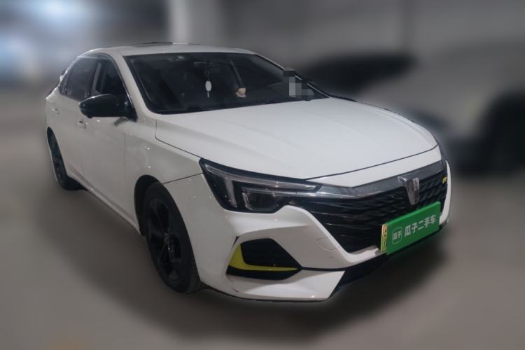 Used Roewe i6 MAX New Energy 2020 1.5T PHEV Sporty Cool Edition Front Right 45 Deg