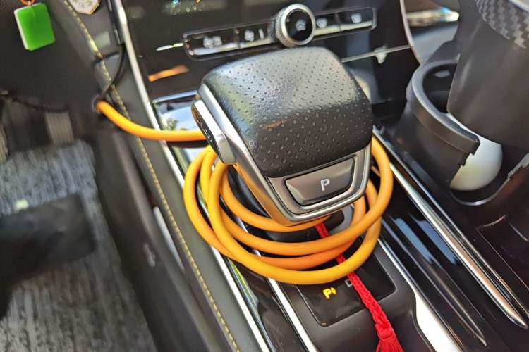 Used Roewe i6 MAX New Energy 2020 1.5T PHEV Sporty Cool Edition Gear Lever