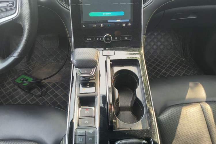 Used Roewe i6 MAX New Energy 2020 1.5T PHEV Sporty Cool Edition Gear Lever