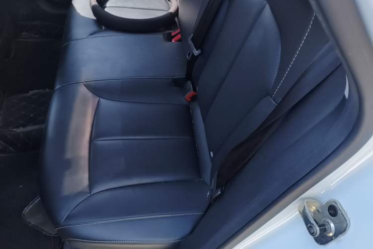 Used Roewe i6 MAX New Energy 2020 1.5T PHEV Sporty Cool Edition Left Rear Seat