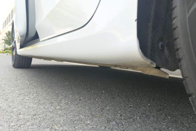 Used Roewe i6 MAX New Energy 2020 1.5T PHEV Sporty Cool Edition Left Side Sill
