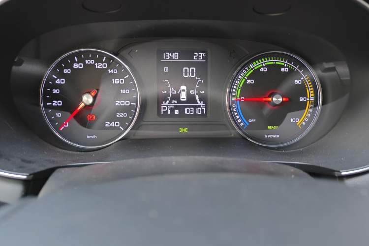 Used Roewe i6 MAX New Energy 2020 1.5T PHEV Sporty Cool Edition Odometer Close Up