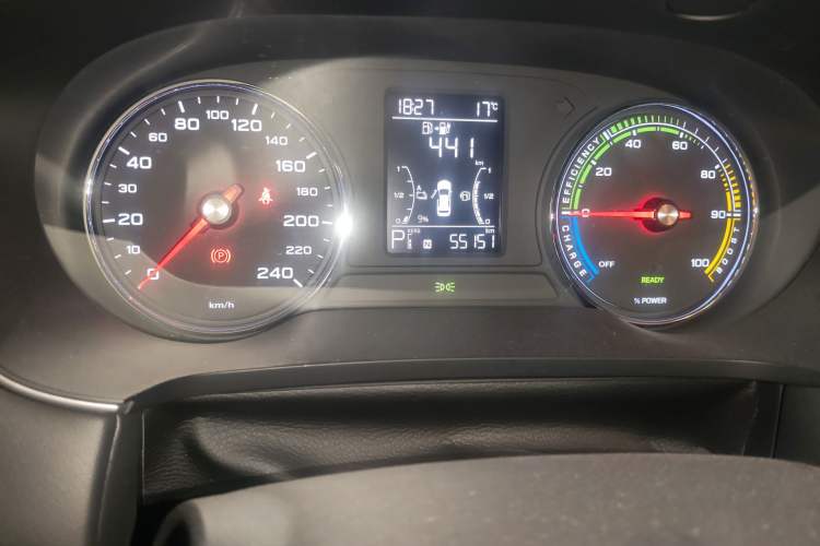 Used Roewe i6 MAX New Energy 2020 1.5T PHEV Sporty Cool Edition Odometer Close Up