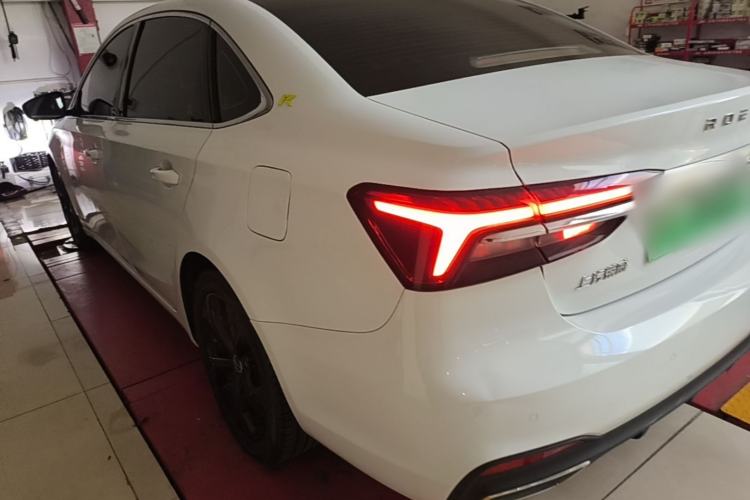Used Roewe i6 MAX New Energy 2020 1.5T PHEV Cool & Stylish Skyroof Edition Rear Left 45 Deg