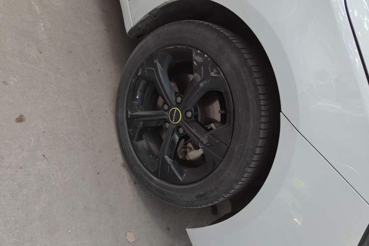 Used Roewe i6 MAX New Energy 2020 1.5T PHEV Sporty Cool Edition Right Front Wheel Hub