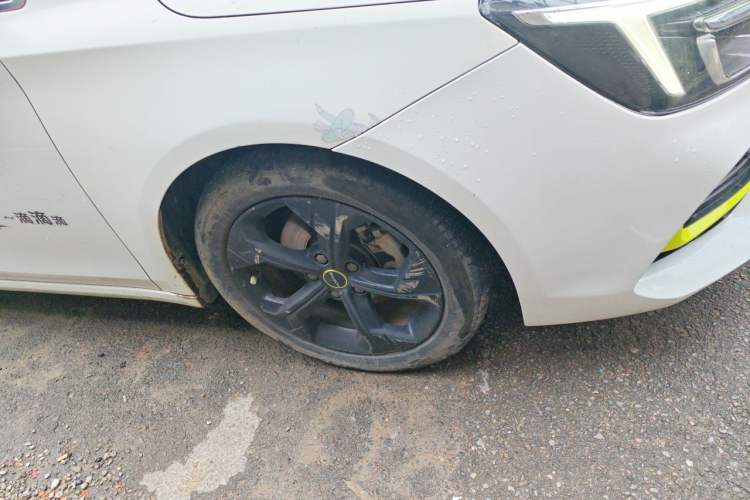 Used Roewe i6 MAX New Energy 2020 1.5T PHEV Sporty Cool Edition Right Front Wheel Hub