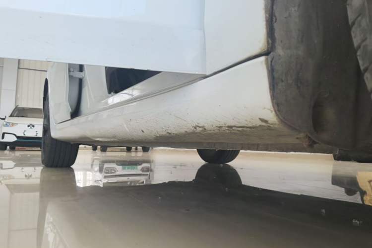 Used Roewe i6 MAX New Energy 2020 1.5T PHEV Sporty Cool Edition Right Side Sill