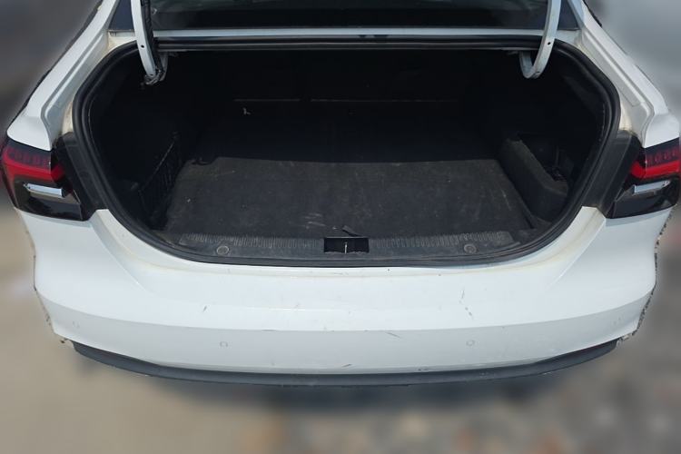 Used Roewe i6 MAX New Energy 2020 1.5T PHEV Sporty Cool Edition Trunk
