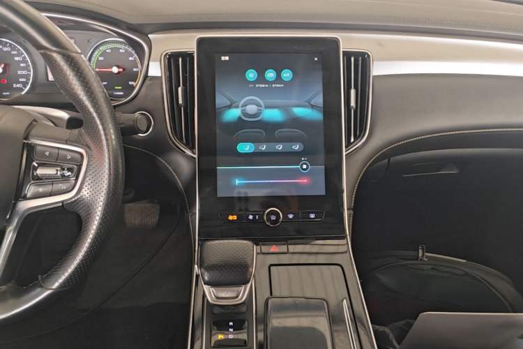 Used Roewe i6 MAX New Energy 2021 1.5T PHEV Online Ride-Hailing Luxury Edition Audio And AC Panel