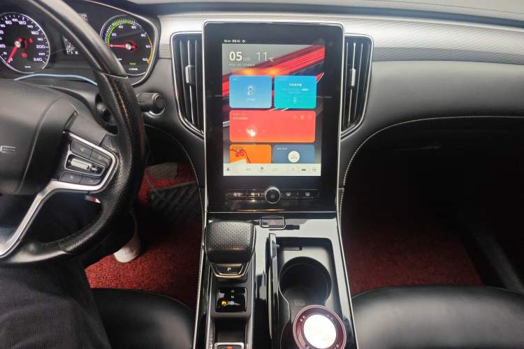 Used Roewe i6 MAX New Energy 2021 1.5T PHEV Online Ride-Hailing Luxury Edition Audio And AC Panel