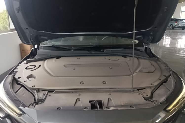 Used Roewe i6 MAX New Energy 2021 EV 500 Skyroof Deluxe Edition Engine Bay
