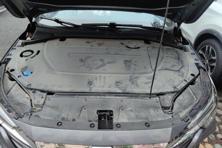 Used Roewe i6 MAX New Energy 2021 EV 500 Skyroof Flagship Edition Engine Bay