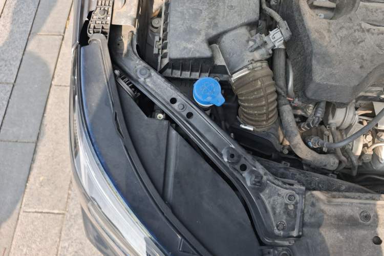 Used Roewe i6 MAX New Energy 2021 1.5T PHEV Online Ride-Hailing Luxury Edition Engine Bay Right