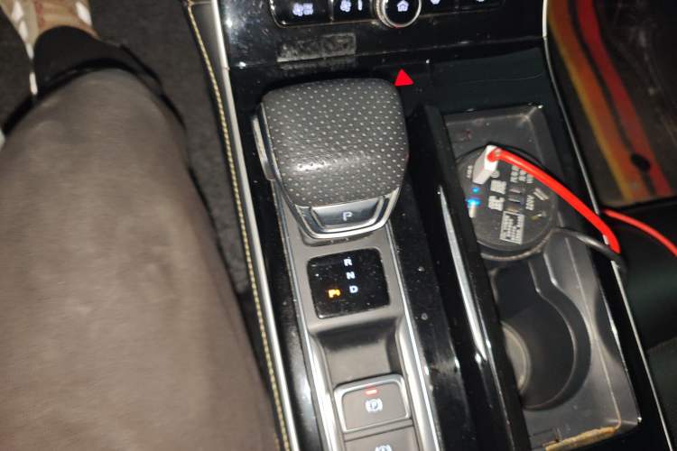 Used Roewe i6 MAX New Energy 2021 EV 500 Skyroof Deluxe Edition Gear Lever