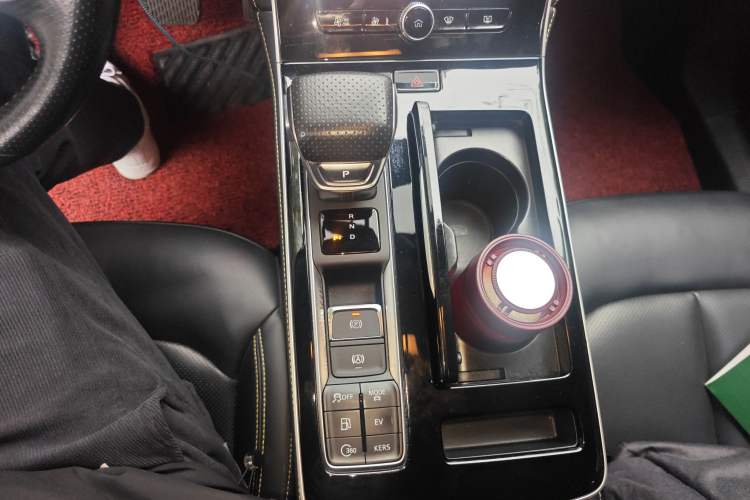 Used Roewe i6 MAX New Energy 2021 1.5T PHEV Online Ride-Hailing Luxury Edition Gear Lever
