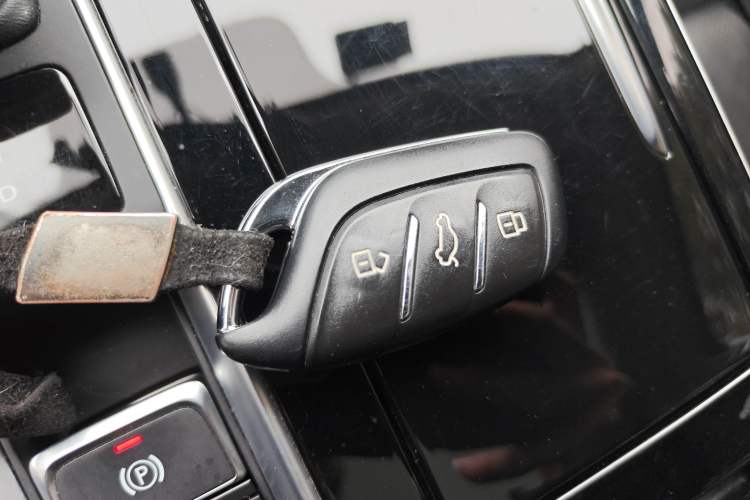Used Roewe i6 MAX New Energy 2021 EV 500 Skyroof Flagship Edition Interior 1