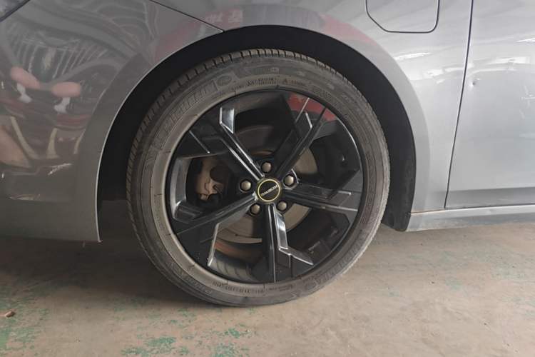 Used Roewe i6 MAX New Energy 2021 1.5T PHEV Online Ride-Hailing Luxury Edition Left Front Wheel Hub