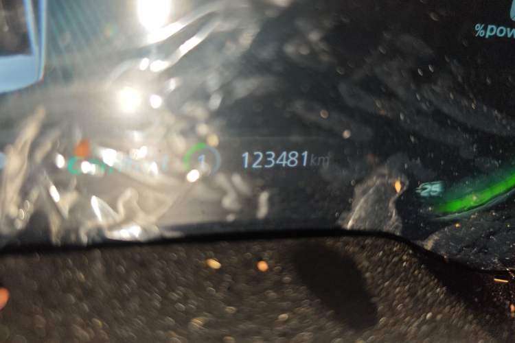 Used Roewe i6 MAX New Energy 2021 EV 500 Skyroof Deluxe Edition Odometer Close Up
