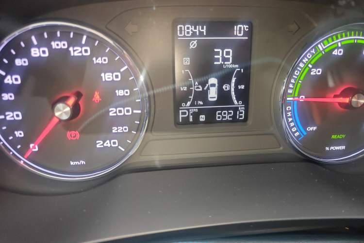 Used Roewe i6 MAX New Energy 2021 1.5T PHEV Online Ride-Hailing Luxury Edition Odometer Close Up
