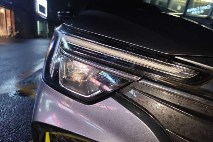Used Roewe i6 MAX New Energy 2021 1.5T PHEV Online Ride-Hailing Flagship Edition Right Front Headlight
