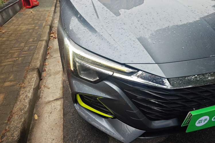 Used Roewe i6 MAX New Energy 2021 1.5T PHEV Online Ride-Hailing Luxury Edition Right Front Headlight