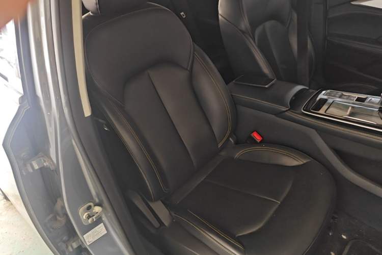 Used Roewe i6 MAX New Energy 2021 1.5T PHEV Online Ride-Hailing Luxury Edition Right Front Seat