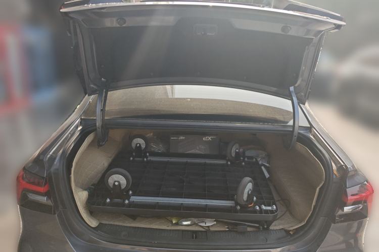 Used Roewe i6 MAX New Energy 2021 1.5T PHEV Online Ride-Hailing Luxury Edition Trunk