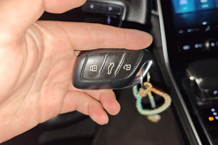 Used Roewe i6 MAX New Energy 2021 EV 500 Skyroof Deluxe Edition Vehicle Key